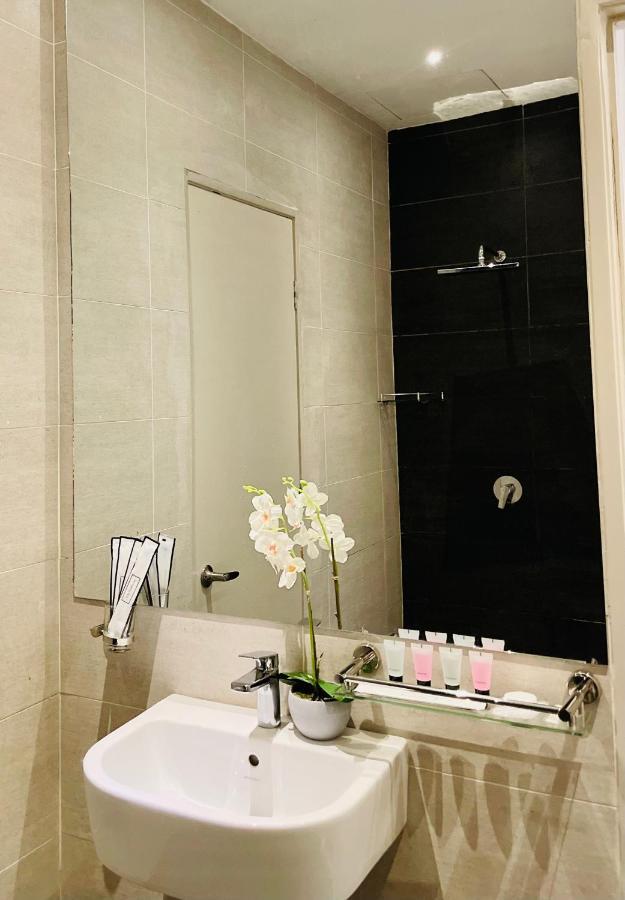 Sina Troika Residence Kota Bharu 2Br Wifi Netflix Pool المظهر الخارجي الصورة